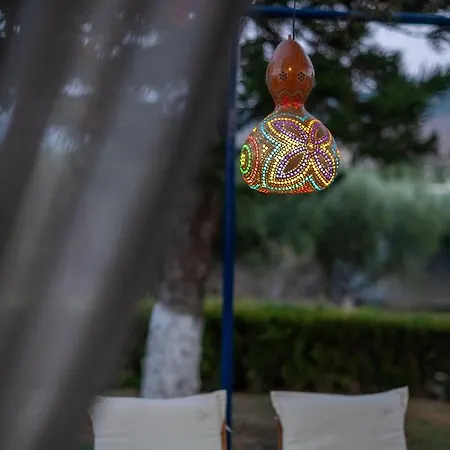 アパート To Pyrgaki