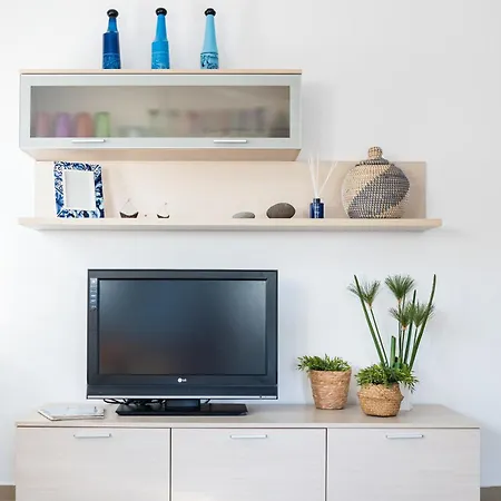 To Pyrgaki * コス・タウン